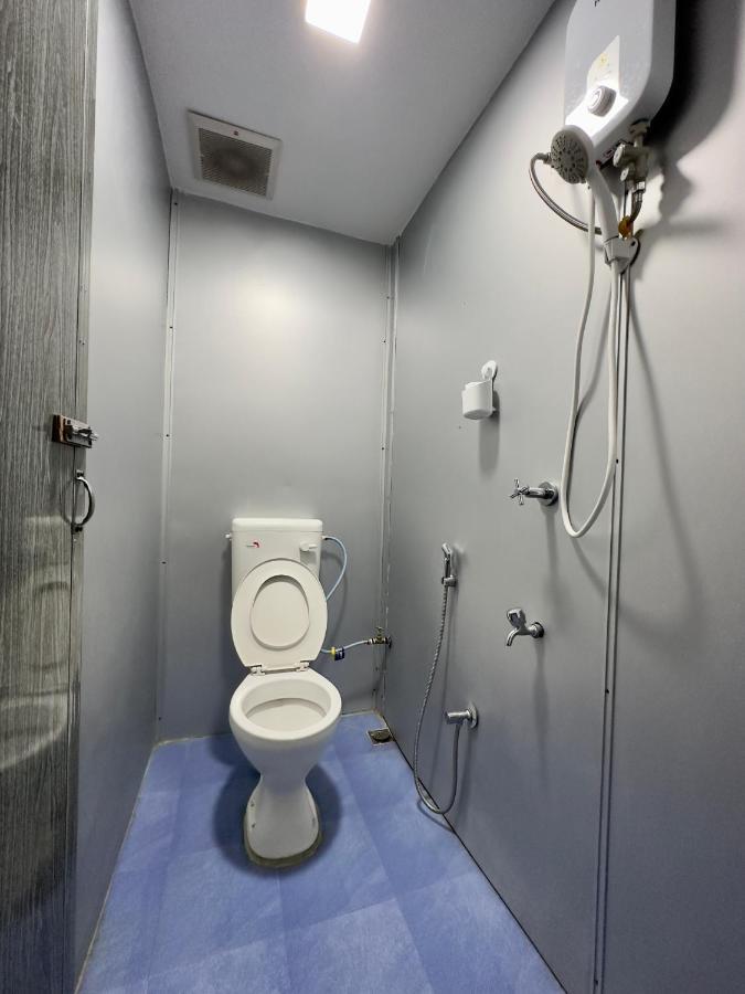 Familia Motel Kangar Exteriör bild