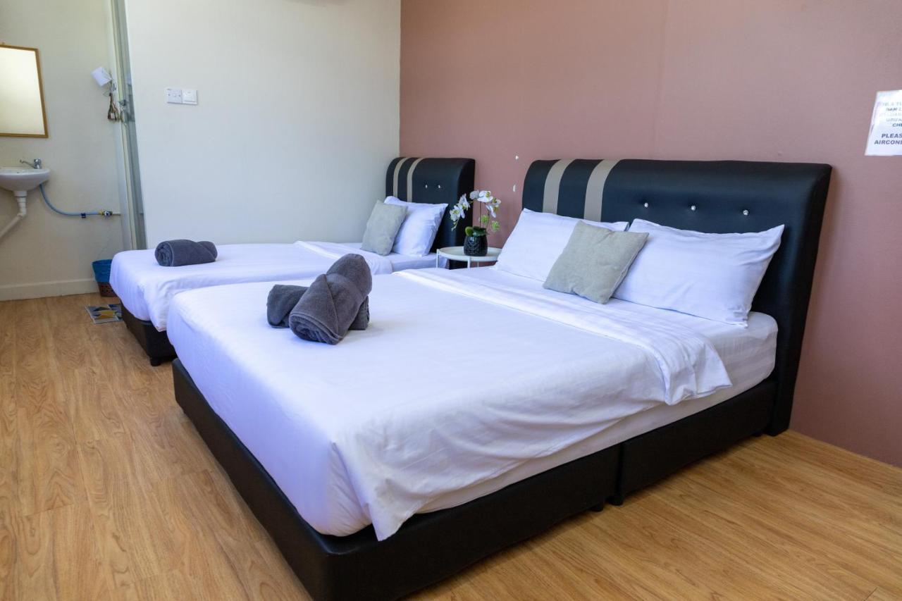 Familia Motel Kangar Exteriör bild